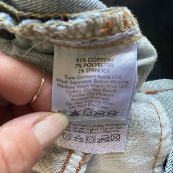 NWT Eddie Bauer Stay Shape Slightly Curvy Straight Denim Jeans. Size 8. - Picture 10 of 12